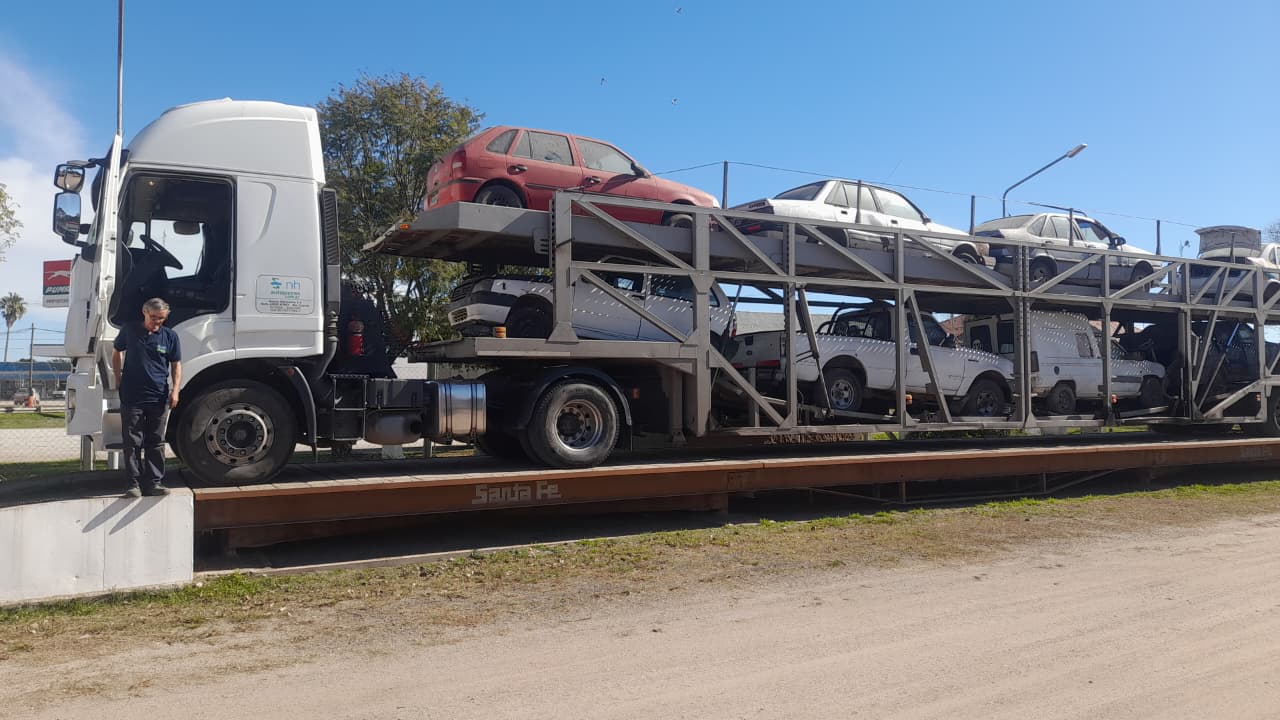 El municipio compactará motos y autos abandonado en las calles