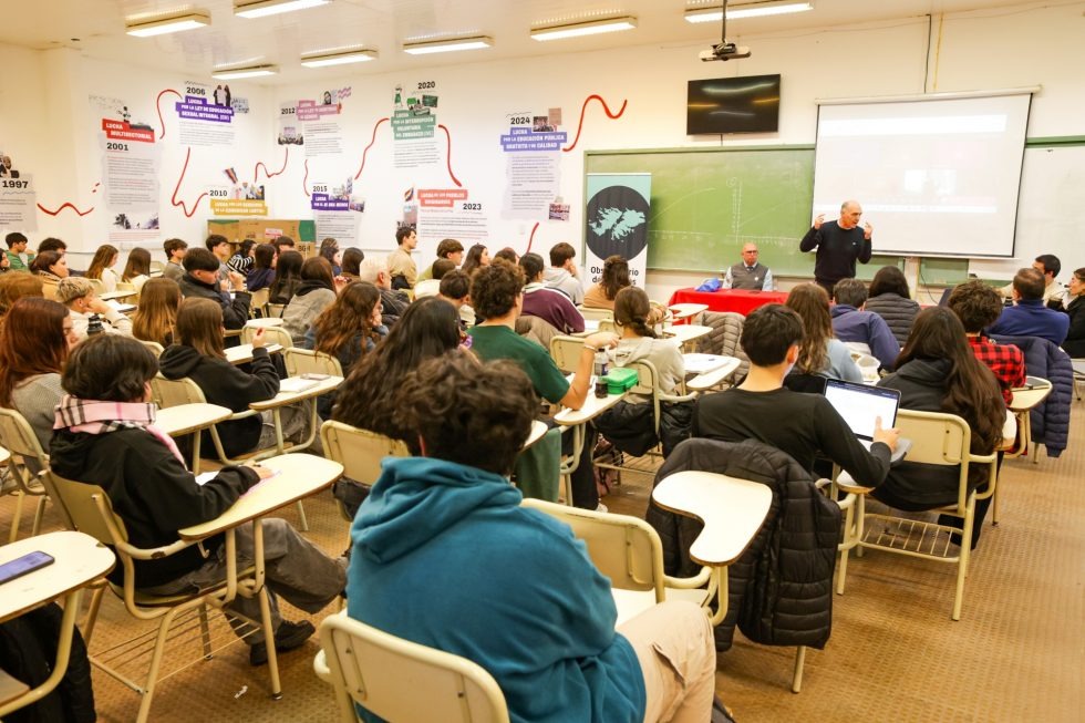 El tema Malvinas con más de 150 estudiantes secundarios en el Campus de la UNVM