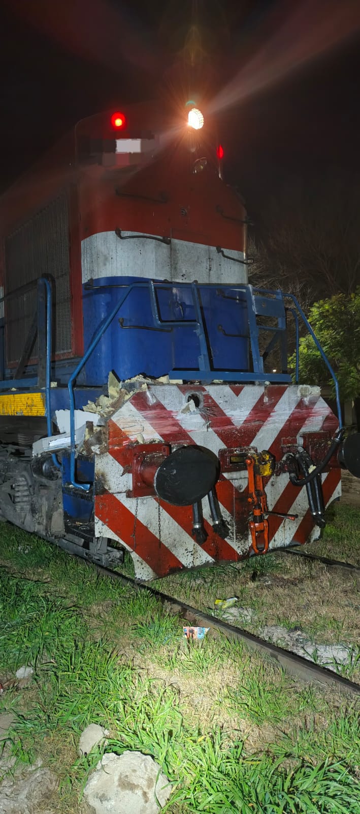 Chocaron un tren y un camión en Tio Pujio